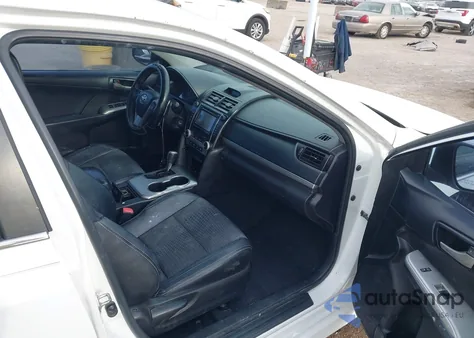 2013 Toyota Camry Se z USA, uszkodzony, nr VIN 4T1BF1FKXDU289162